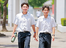 中学校の先生方へ